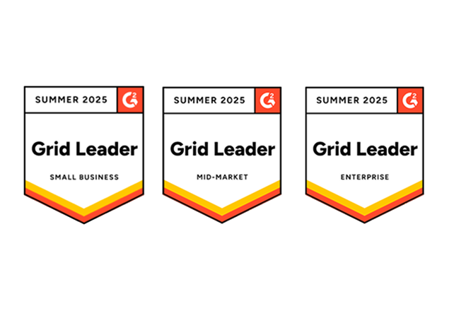 Trois badges G2 Grid Leader pour l’été 2023, indiquant les récompenses obtenues dans les catégories Petites entreprises, Moyennes entreprises et Grandes entreprises, avec des motifs en forme de chevrons