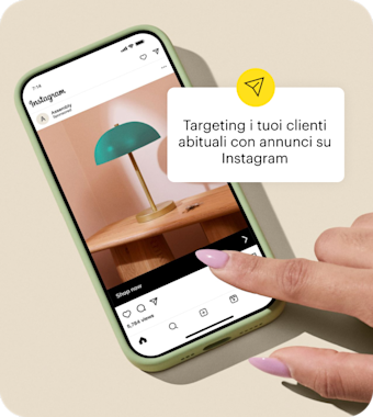 Interfaccia utente semplificata di Mailchimp che mostra un'integrazione che collega Mailchimp agli annunci social di Instagram. L'integrazione consente alle aziende di rivolgersi ai clienti abituali usando il programma di annunci su Instagram.